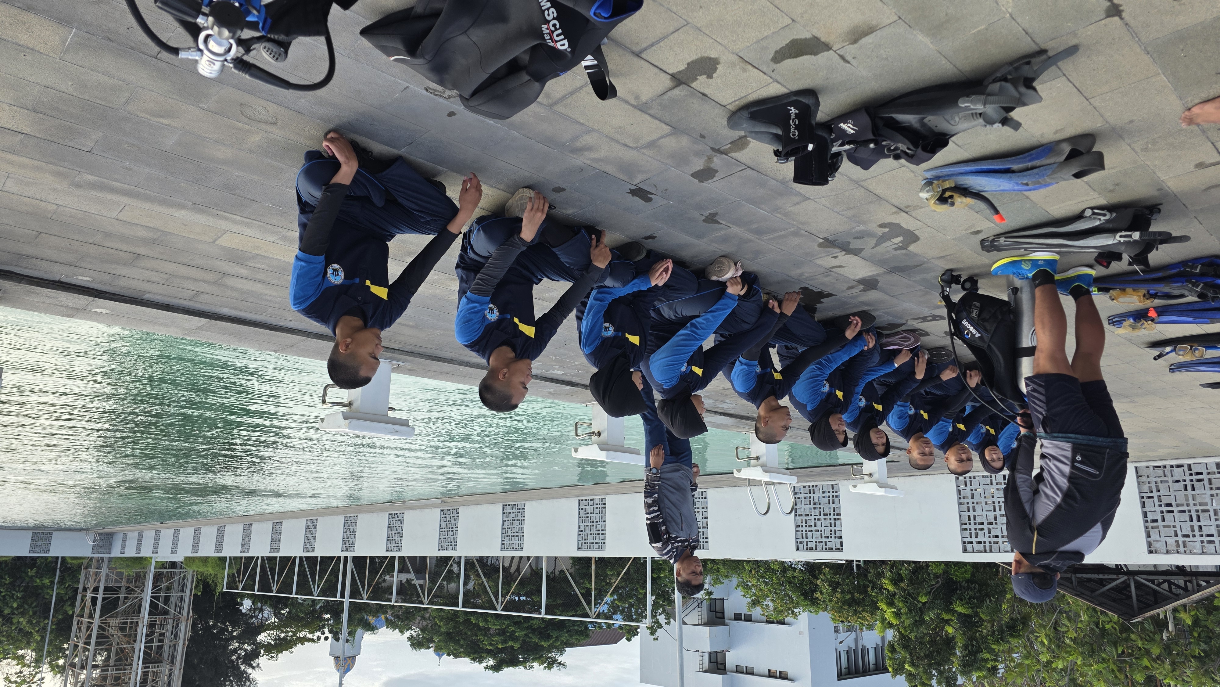 Kolaborasi Latihan Menyelam dengan TNI AL